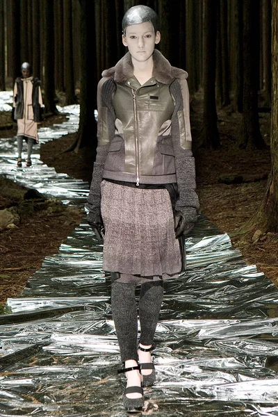 Look 7